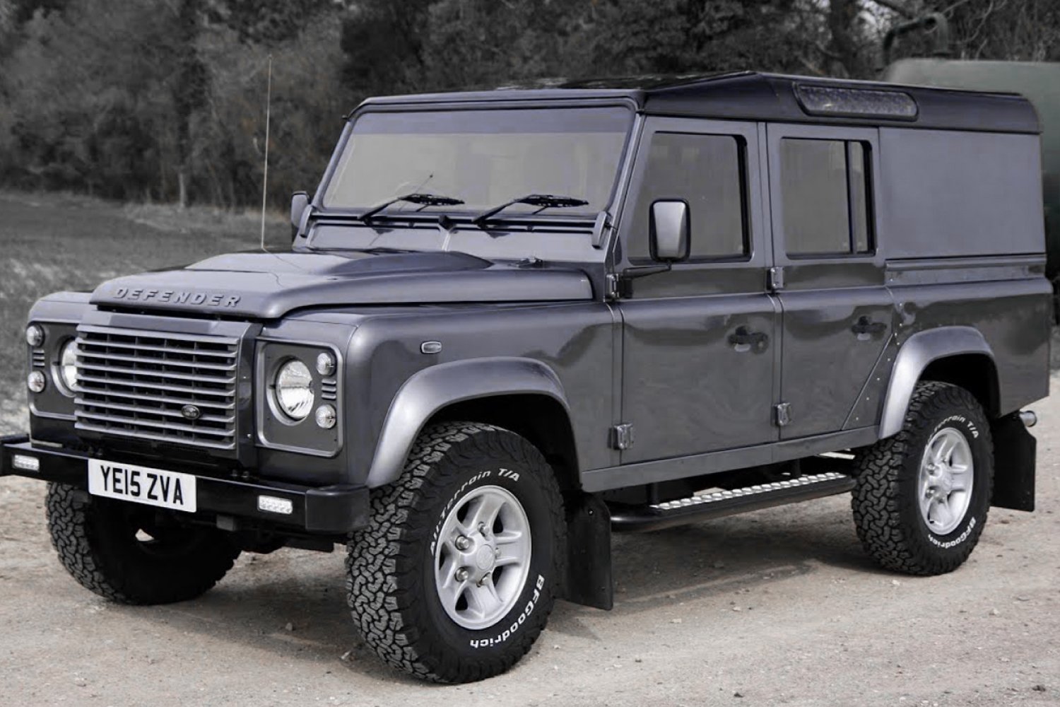 land rover defender 110