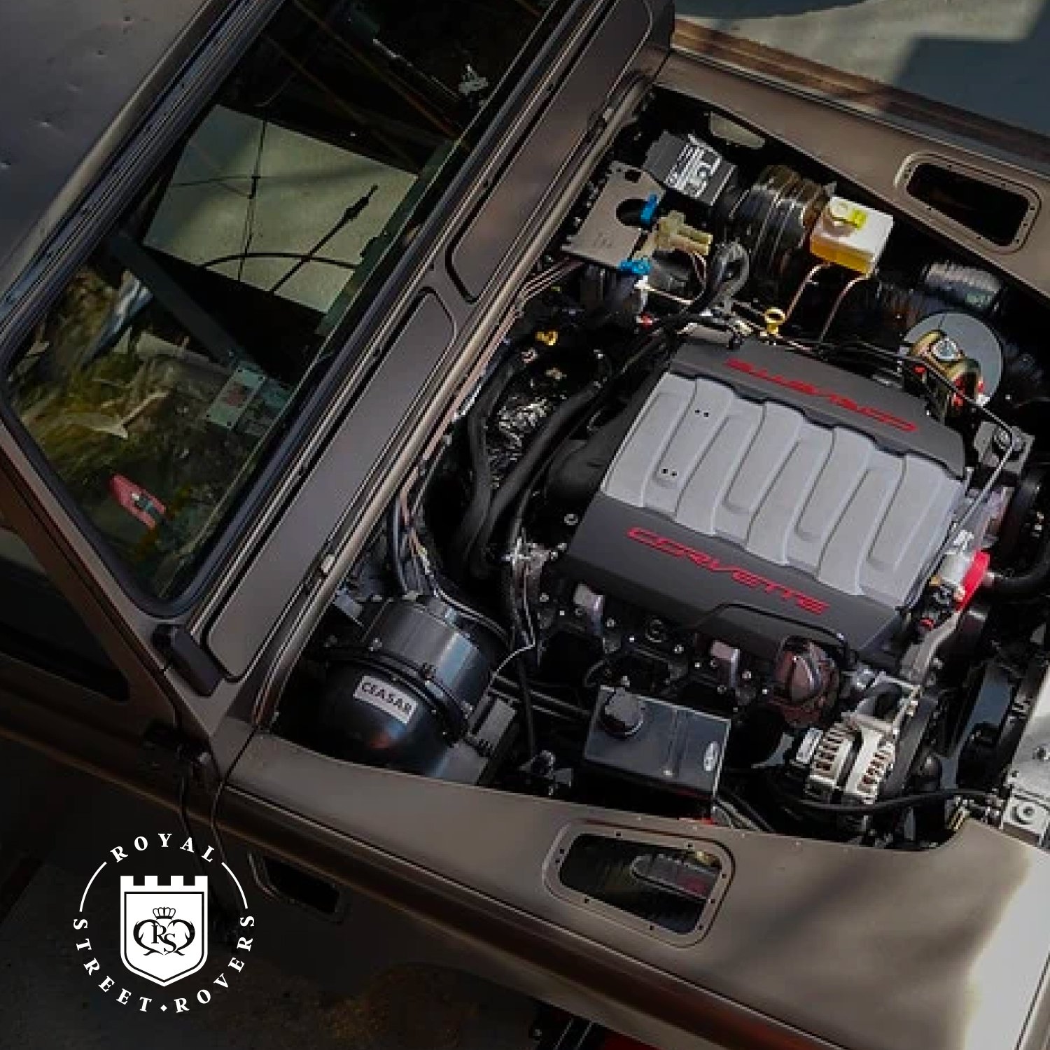 Choosing the Right Engine Swap for Your Defender Restoration: Performance vs. Authenticity